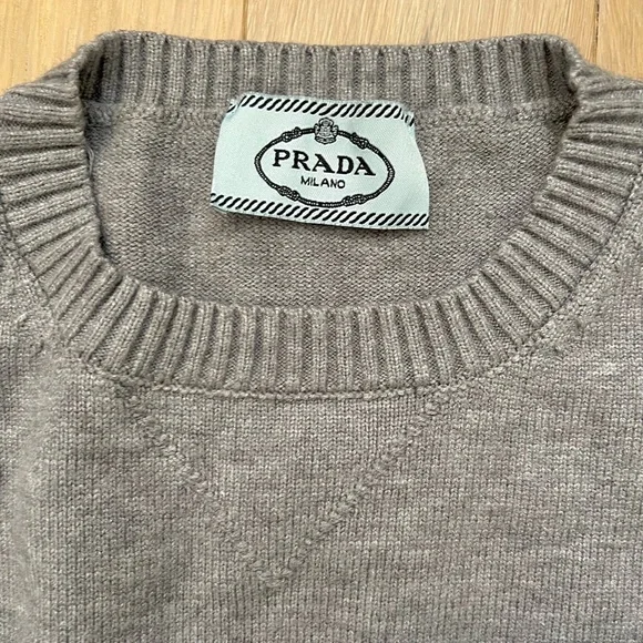 Prada Logo Grey Crewneck Sweater - Picture 5 of 9